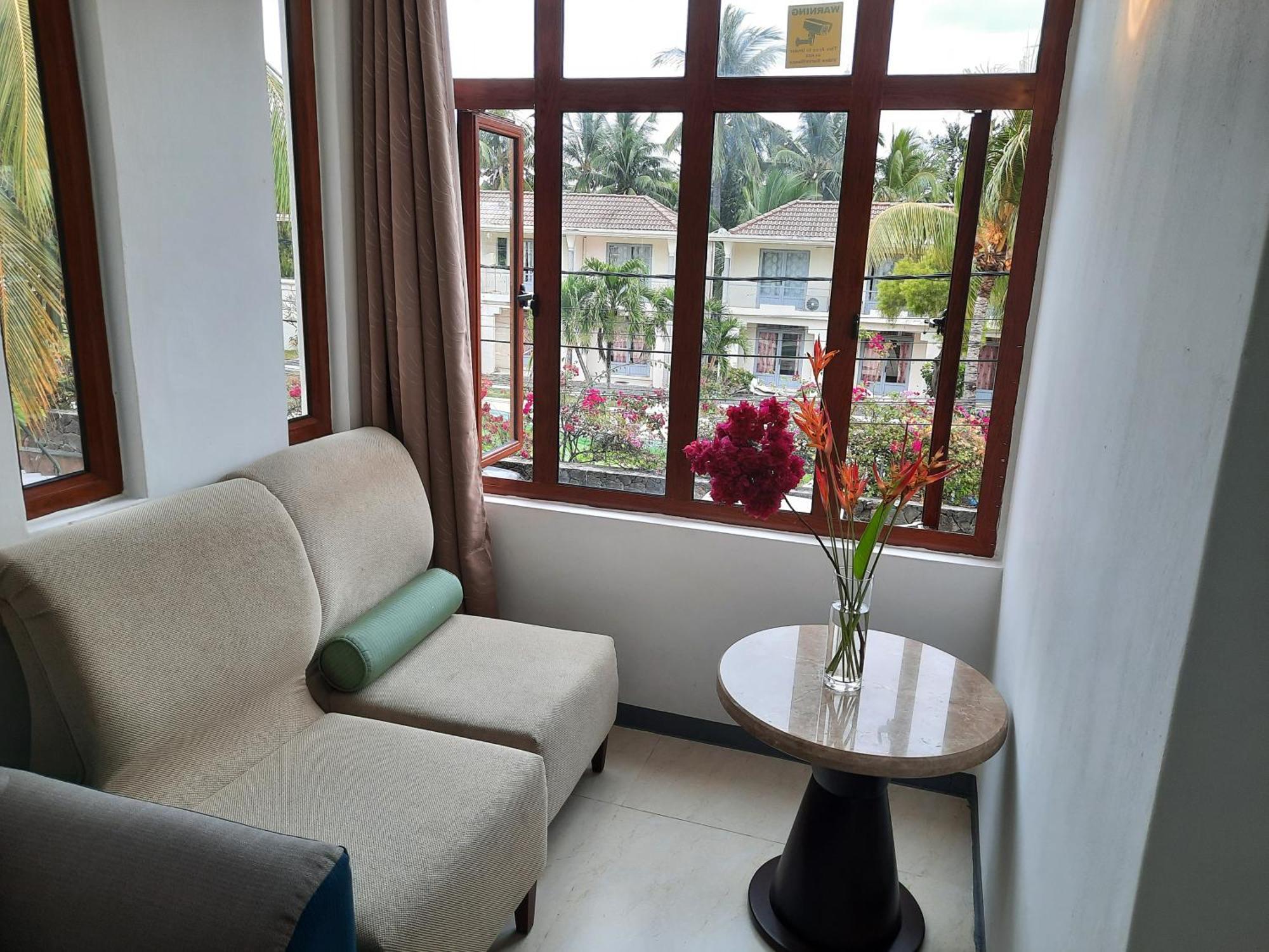 Jasmin Apartments Flic En Flac Exterior photo